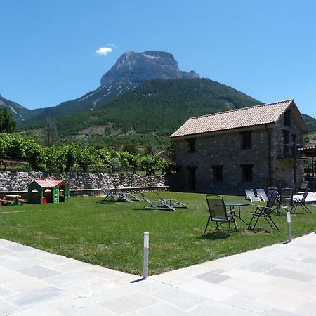 Puerta De Ordesa Garden Lägenhet Laspuña Exteriör bild